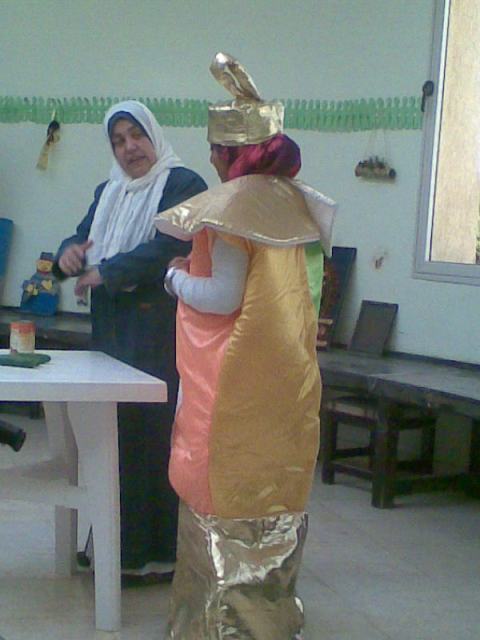 هبة على المتطوعة مسئولة النشاط